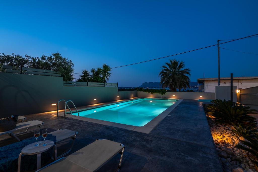 SUITE SUNRISE & SUNSET VIEW (ADULTS ONLY) photo 4