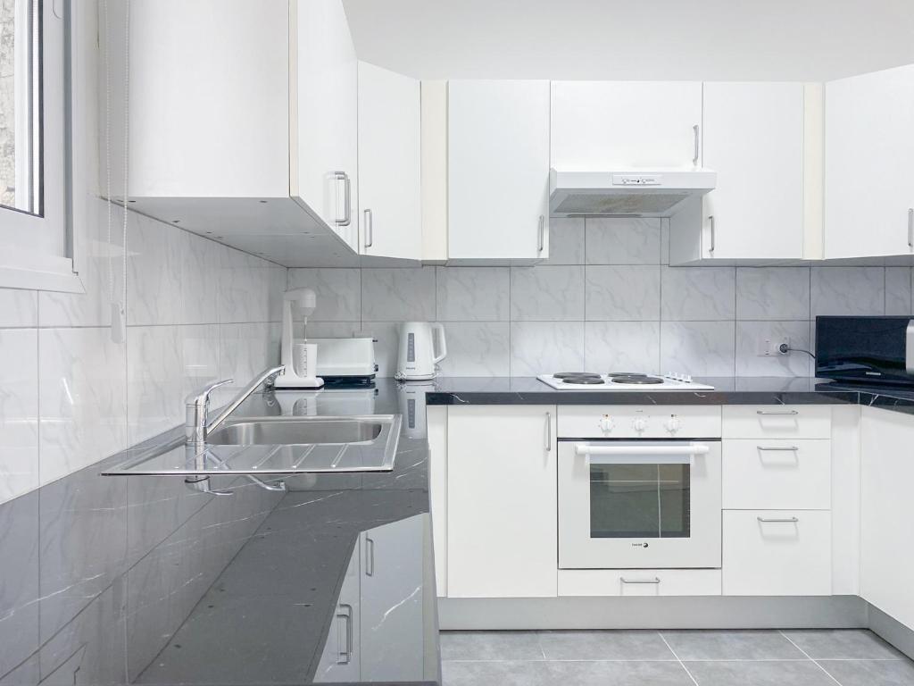 Phaedrus Living: Nicosia Downtown Flat 704 photo 1