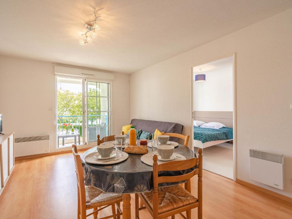 Apartment Les Hautes Folies-8 by Interhome photo 2