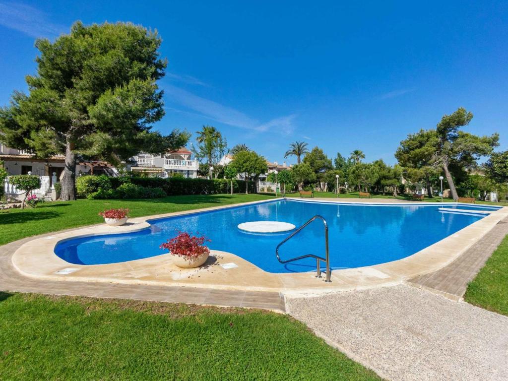 Apartment Mediterráneo by Interhome