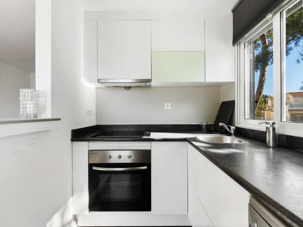 Apartment Mediterráneo by Interhome photo 3