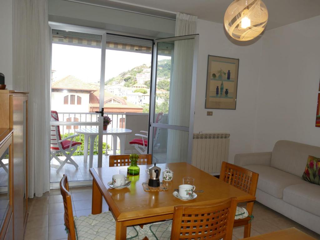 Apartment Home Sweet Home by Interhome photo 4