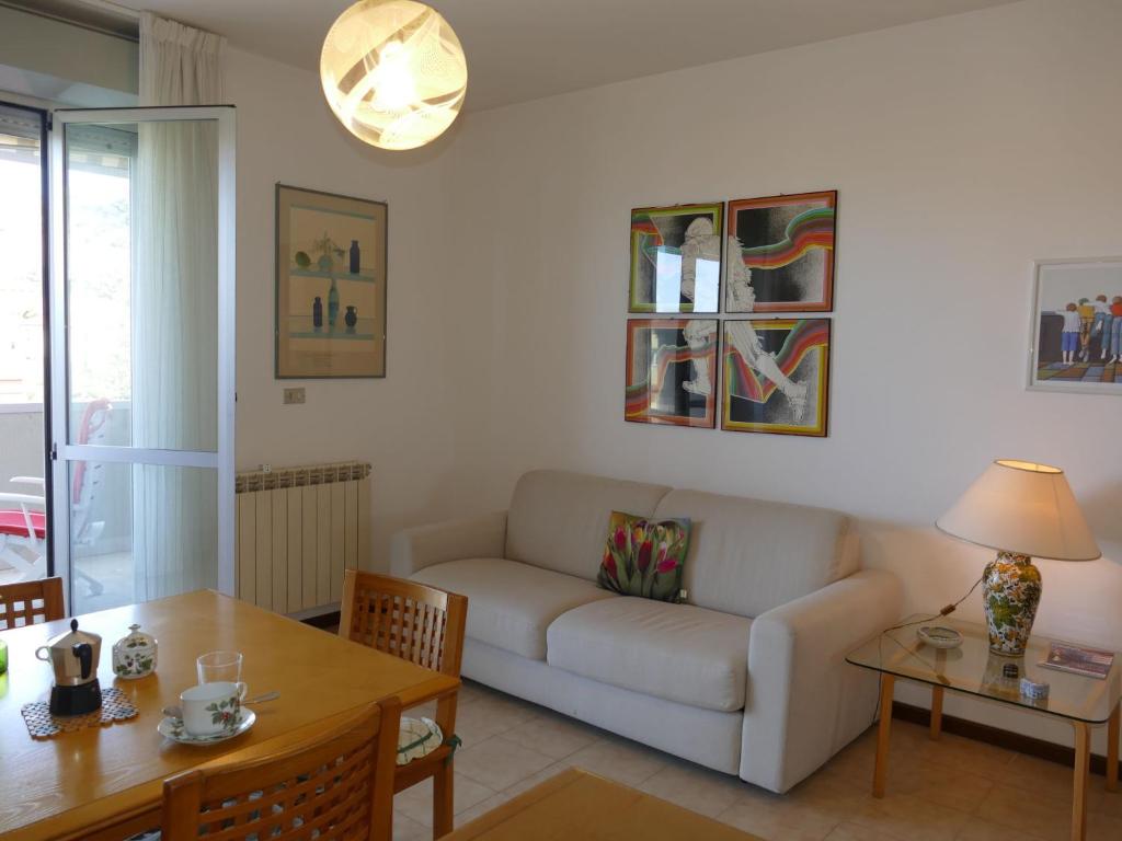 Apartment Home Sweet Home by Interhome photo 2