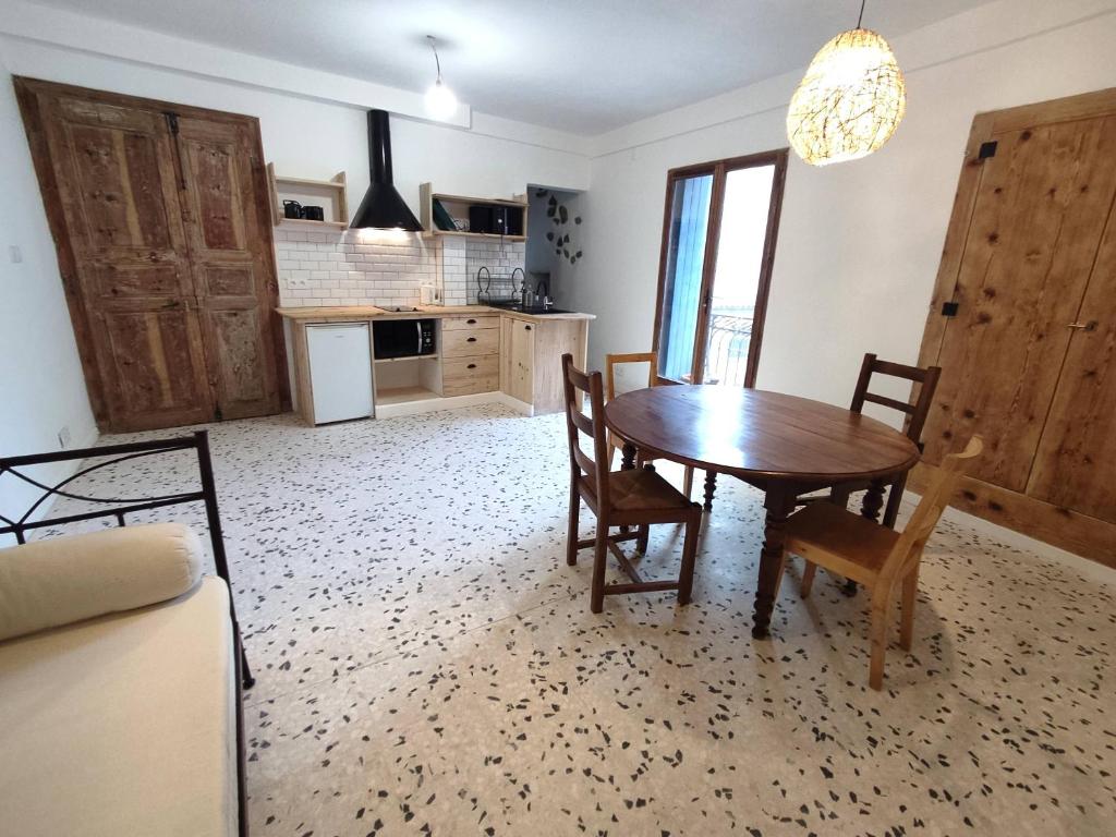 Charmant appartement dans l’Ancienne Mairie photo 1