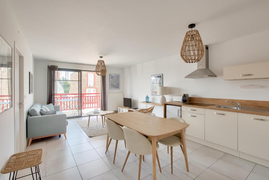 Coup de coeur pour un appartement en bord de mer à Pléneuf-Val-André photo 1