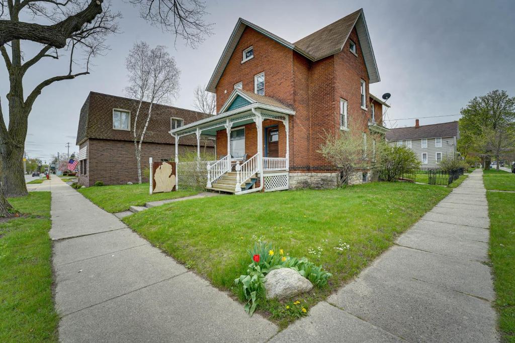 Downtown Victorian Home Near Lake Michigan Beach!