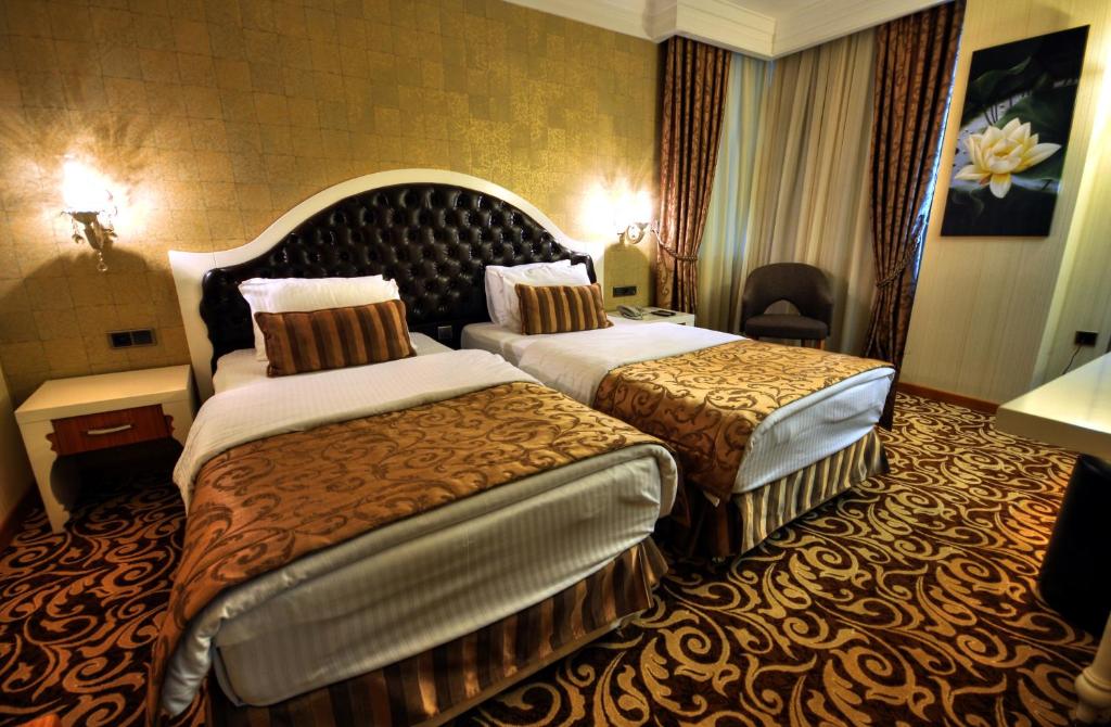 Golden Deluxe Hotel photo 1