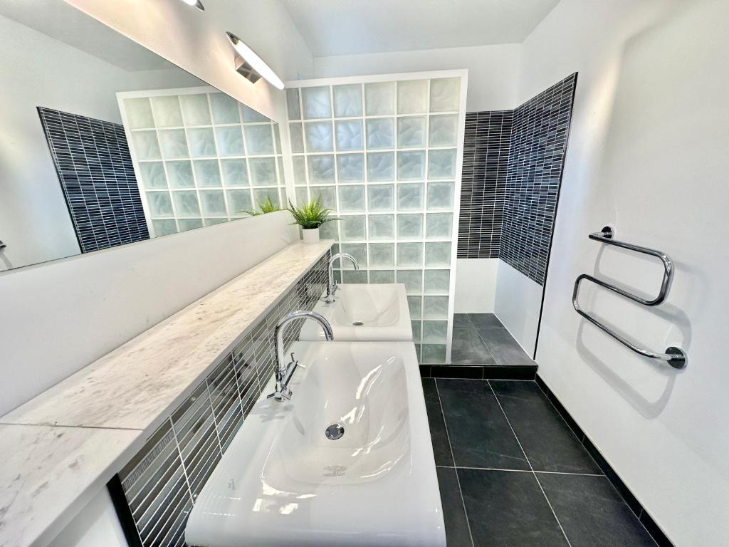 Amazing Luxury Villa Larnaca photo 4