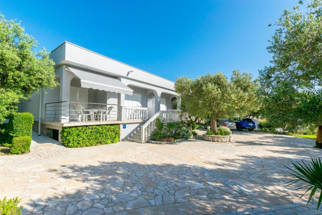 Apartments Anka