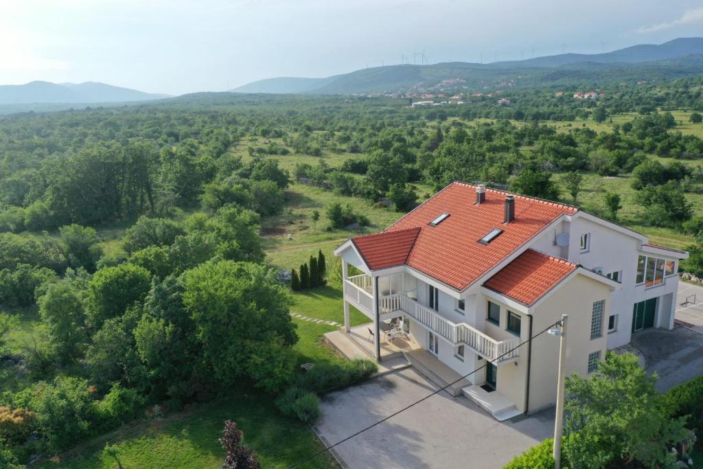 Villa Ivy with perfect privacy, pool, sauna and jacuzzi photo 2