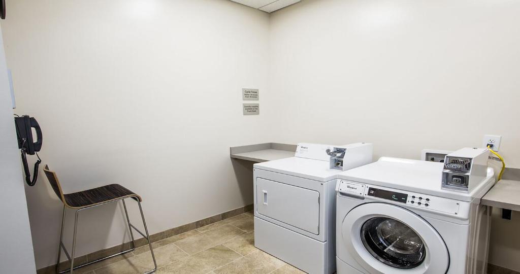 Courtyard by Marriott Columbia Cayce photo 2
