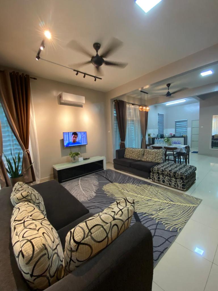 Homestay Aalaiya Bertam Kepala Batas - Fully Aircond photo 4