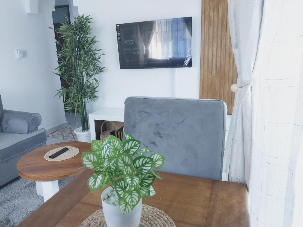 C.leslie_homes photo 1