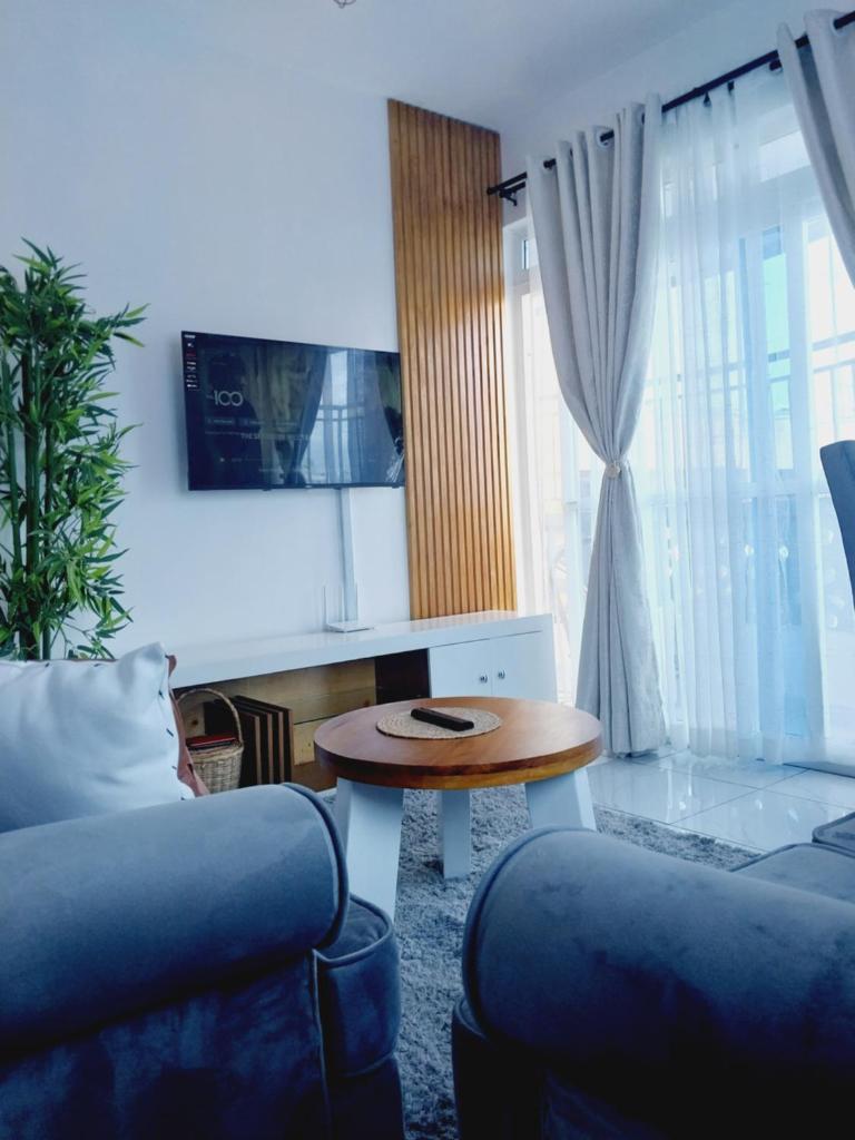 C.leslie_homes