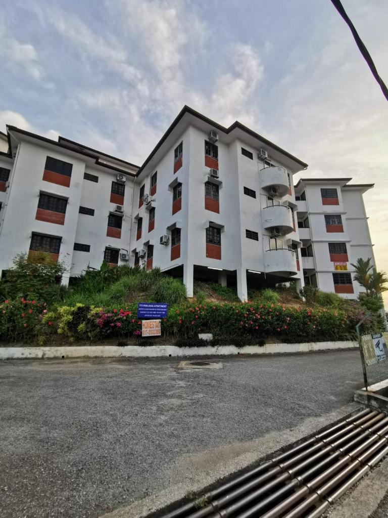 Titi Panjang Apartment Lumut Sitiawan Manjung photo 1