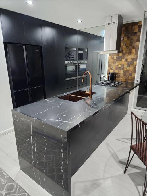 Bondi Junction Beauty photo 1