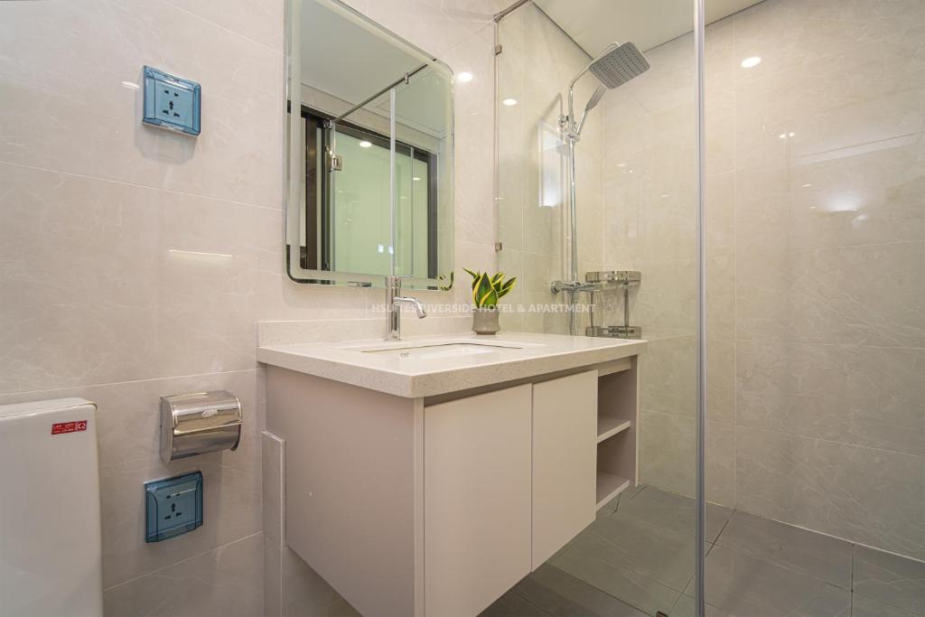 HSuites Riverside Hotel and Apartment