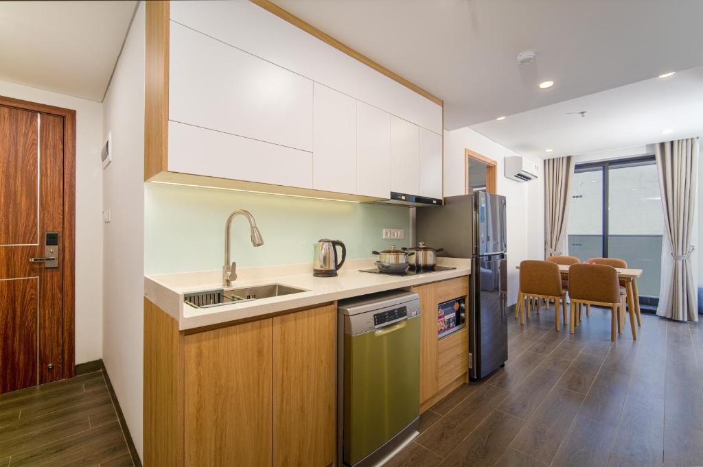 HSuites Riverside Hotel and Apartment