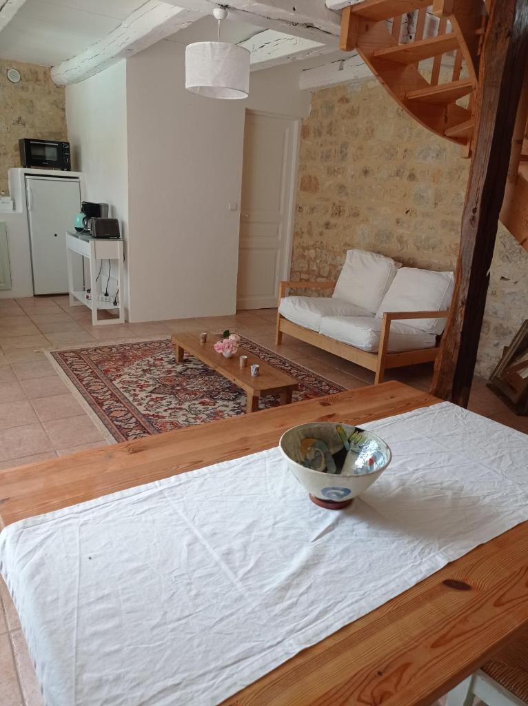 Proche de Cahors, maisonnette photo 3