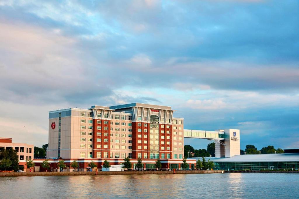 Sheraton Erie Bayfront Hotel image