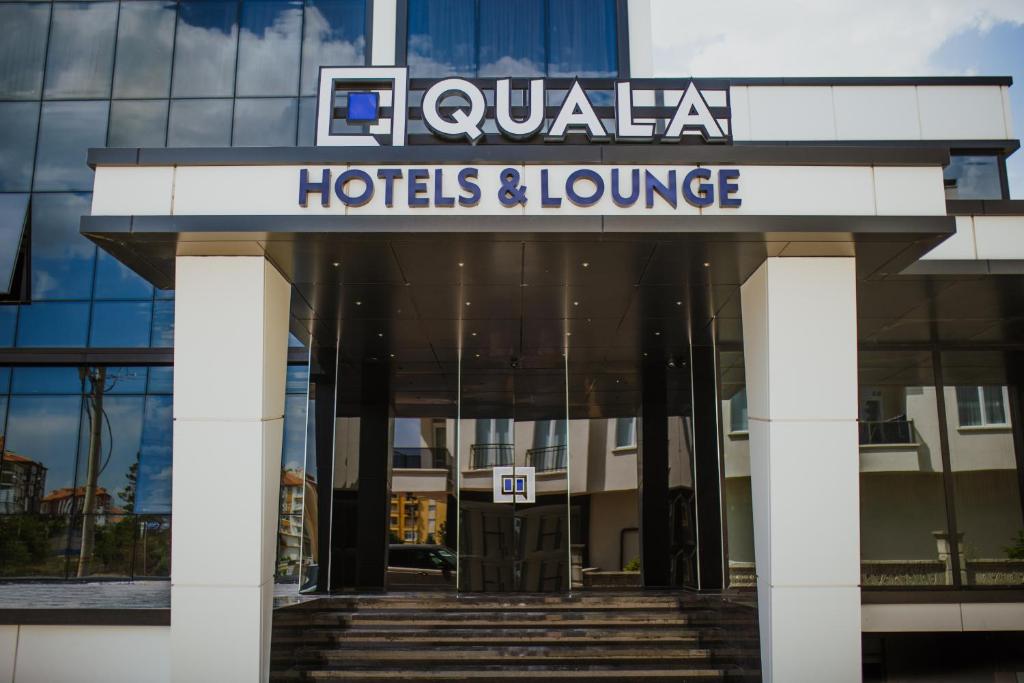 QUALA HOTELS & LOUNGE photo 2