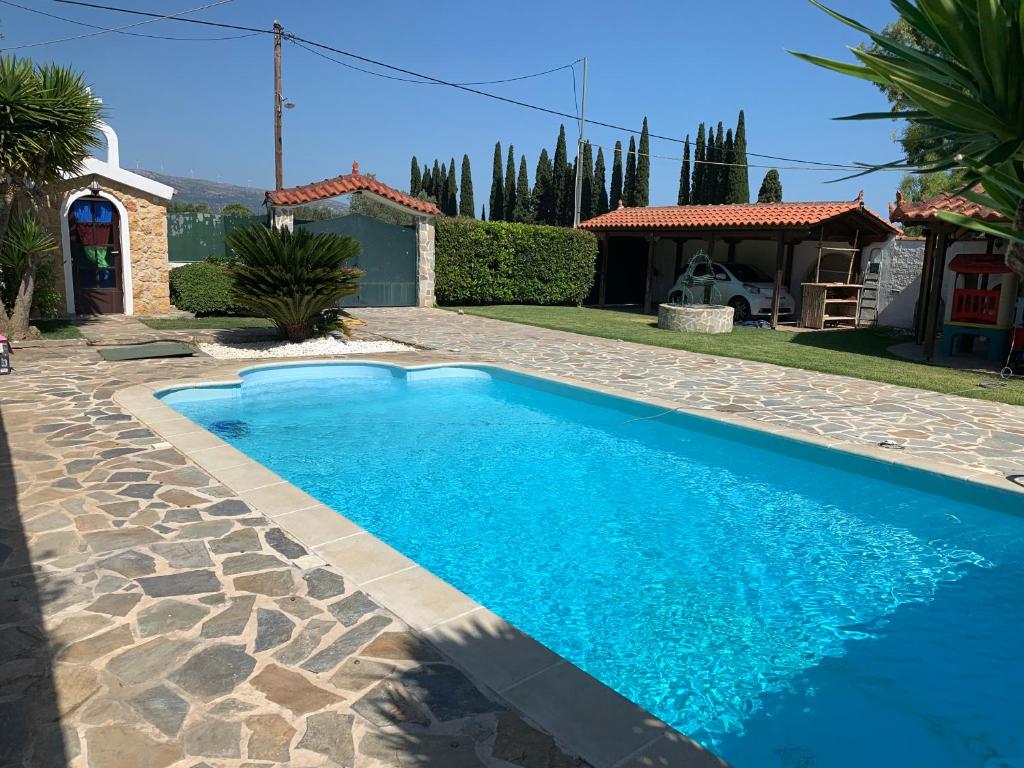 DIMIS swimming pool small villa photo 2
