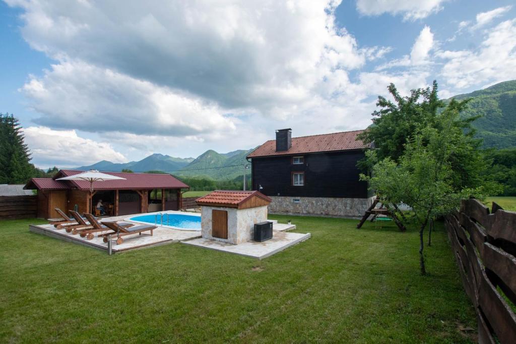 Holiday Home Nina with a heated pool photo 2