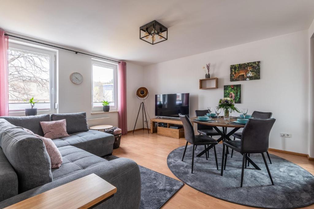 Neu! Inklusive Bettwäsche, Handtücher und vieles mehr - Perfekt für Urlaub, Familie und Workation - Boxspringbetten und Arbeitsplatz photo 2