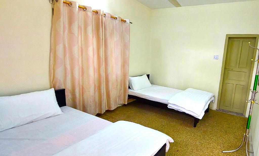 Raahi Hotel City Site Gilgit photo 3