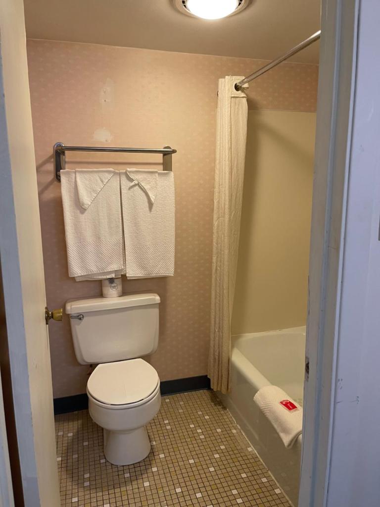 Horseshoe Curve Lodge photo 1