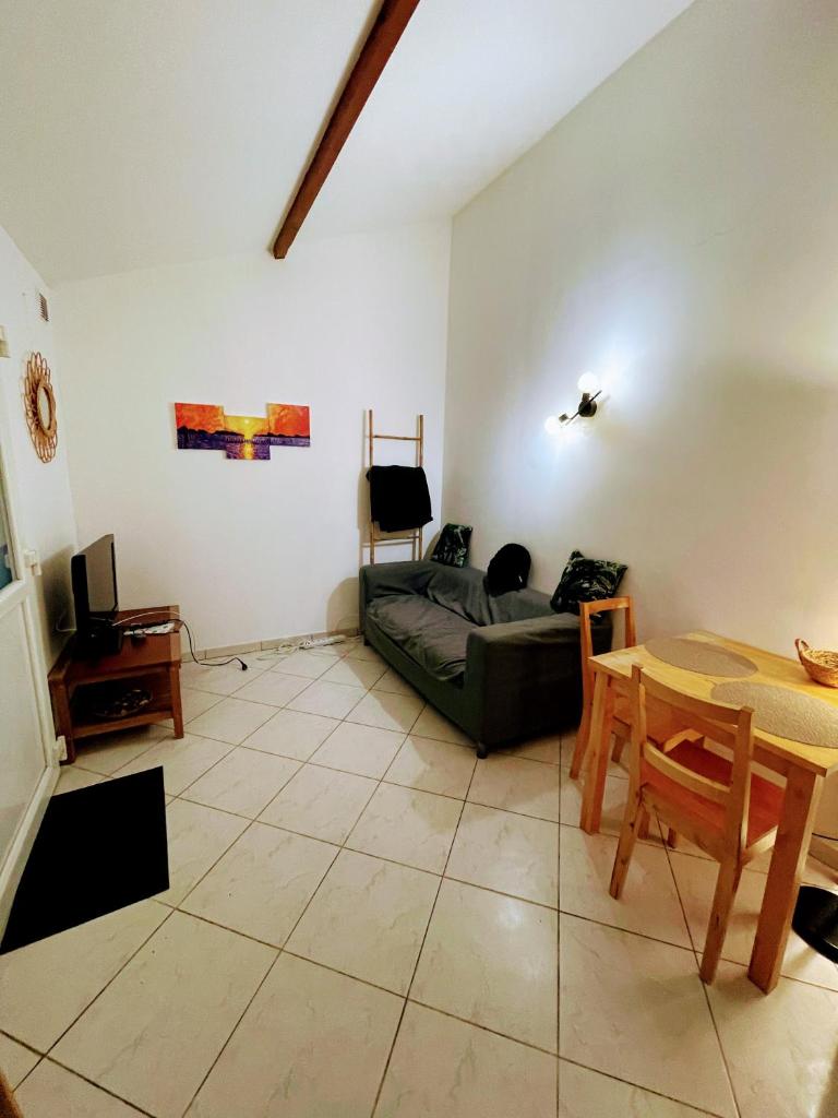 Agréable appartement F2 à Le Perreux-Sur-Marne photo 3