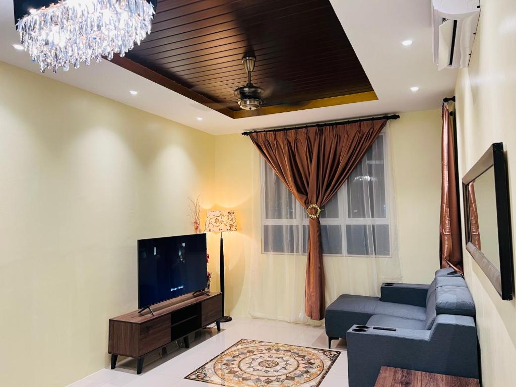 Renai Homestay Ladang Tanjung Kuala Terengganu with POOL photo 1