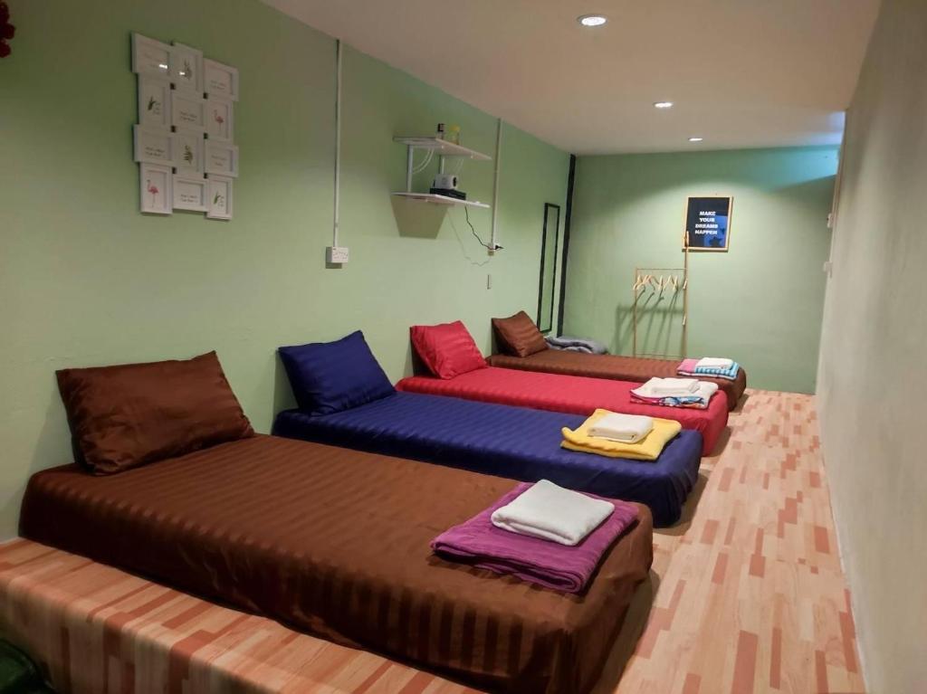 Lamoon Hostel Room Type - Family Room with Bathroom