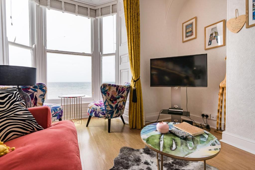 Sea view Ar Lan y Mor LUXURY APARTMENT photo 2