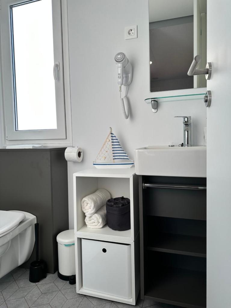 Mobile House Hana E8 photo 3