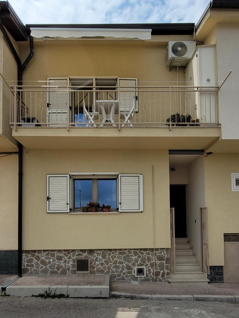 Ampia casa indipendente con parcheggio a Tricarico, nel cuore della Basilicata photo 3