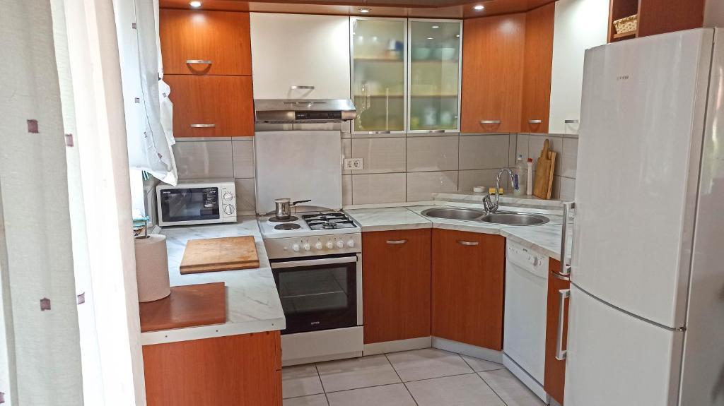 Holiday Home Family - 100m from sea photo 4