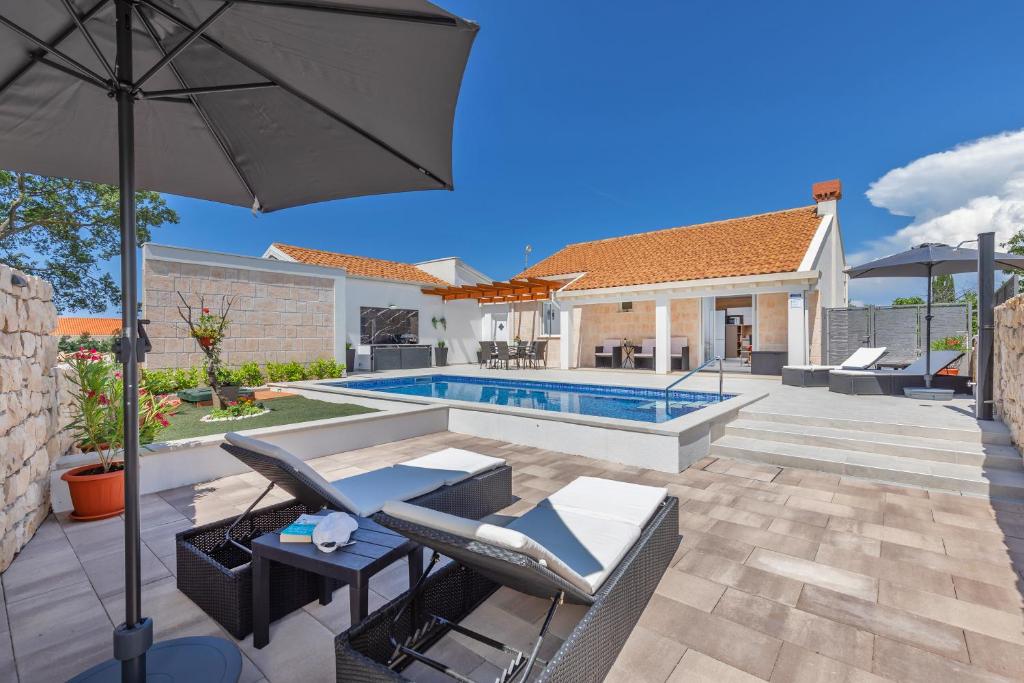 Apartment Holiday home DoMa, Čilipi near Dubrovnik
