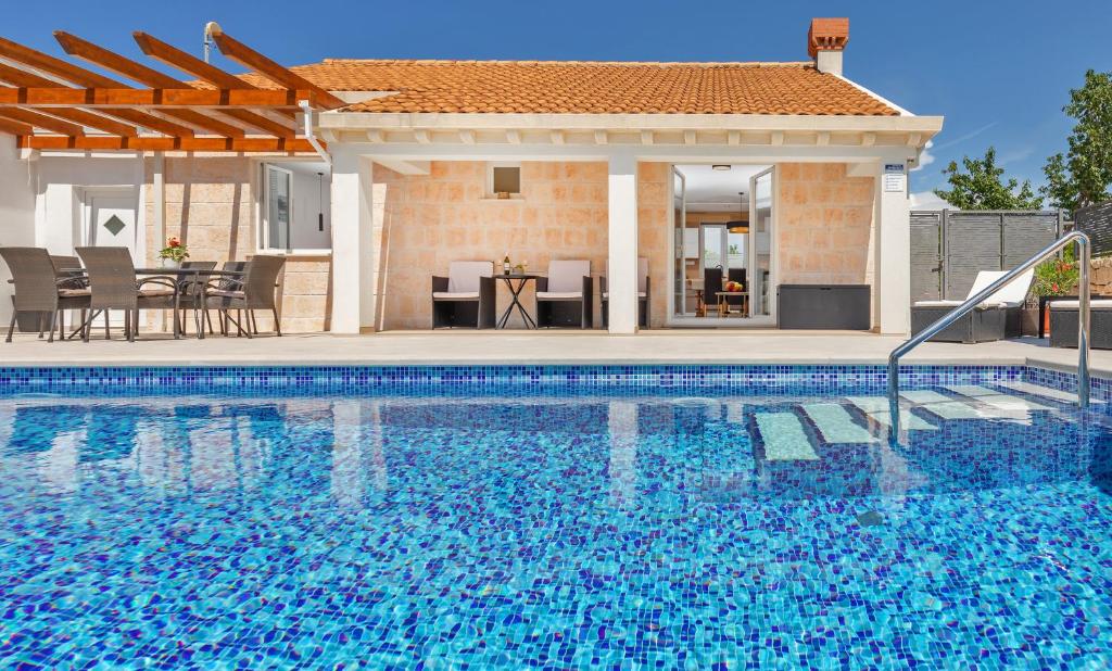 Apartment Holiday home DoMa, Čilipi near Dubrovnik photo 1