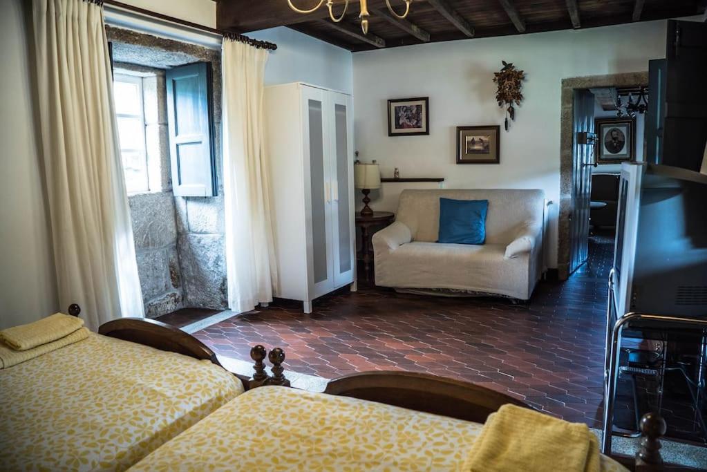 Pazo del S.XVIII con piscina photo 1
