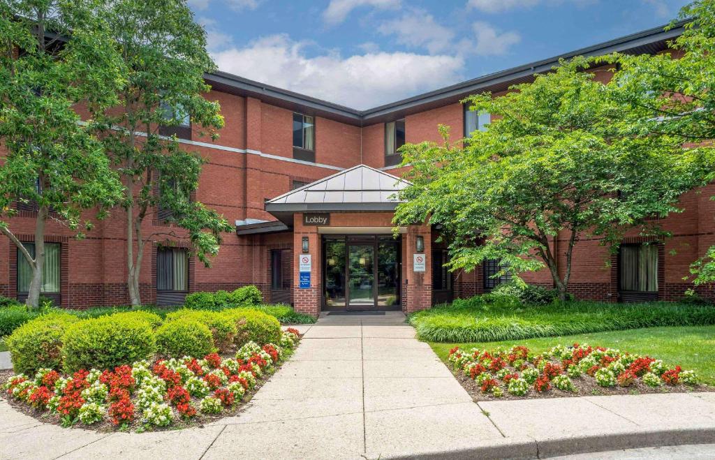 Extended Stay America Select Suites Columbia Gateway Drive image