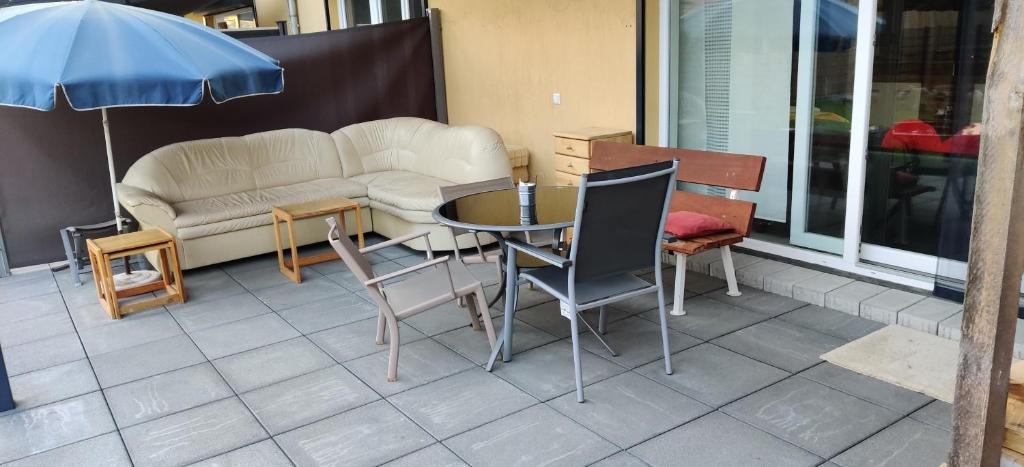 Ebenerdig mit Terrasse & Garten, WLAN & Parkplatz! Self Check-in & Check-out! Schwedenofen! photo 3