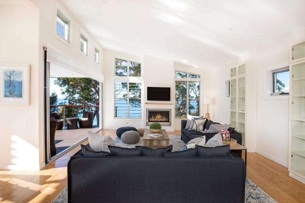 Hyams Drift plus Studio by Latitude South Coast photo 4