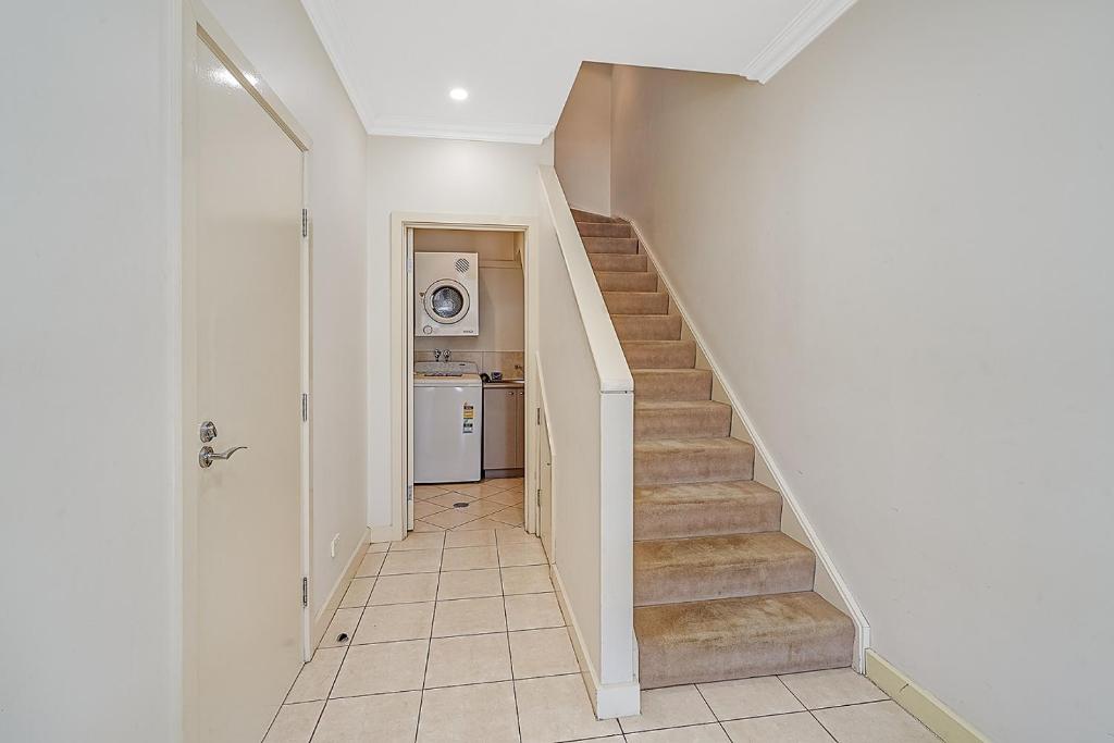 Chelsea Terrace photo 4