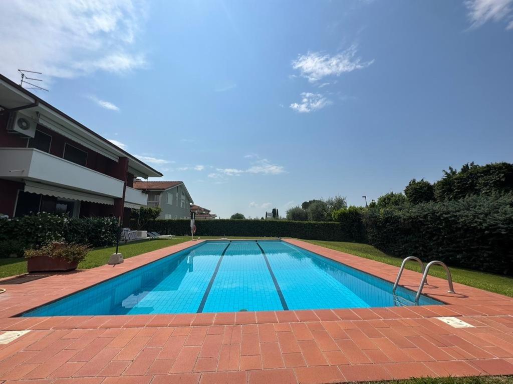 Bardolino Lake Apartments photo 2
