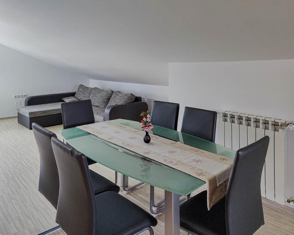 Apartma Hilltop Haven photo 2
