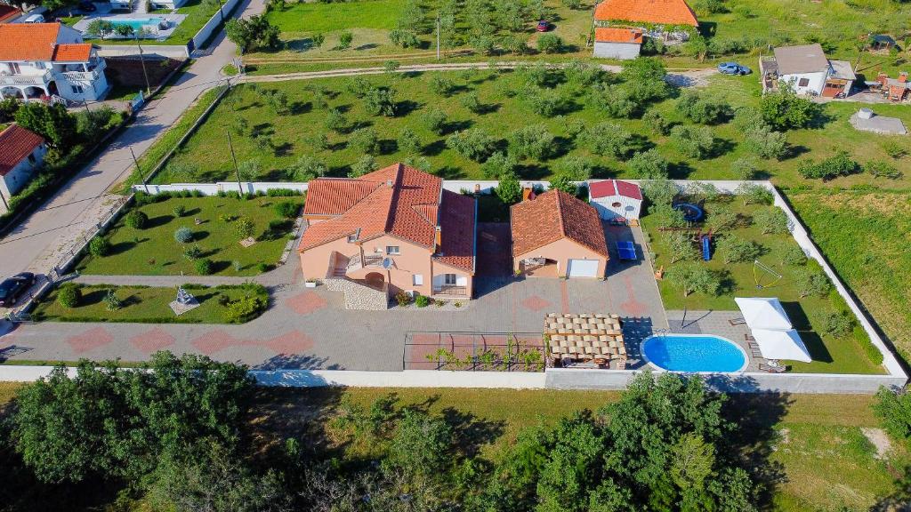 House Leonardo photo 2