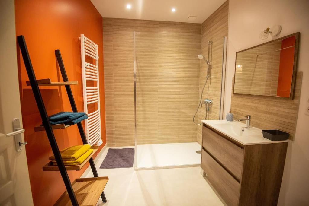 MAISON DIVISÉE EN 2 APPARTEMENTS POUR 8 PERSONNES photo 4