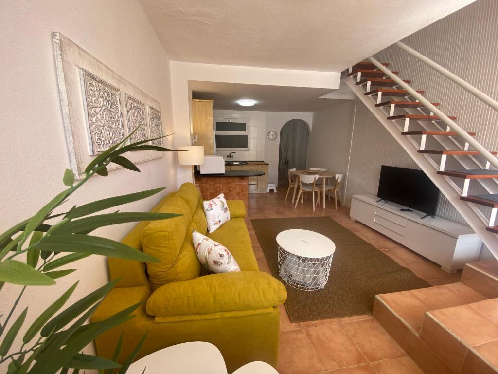 Duplex modern apartment photo 1