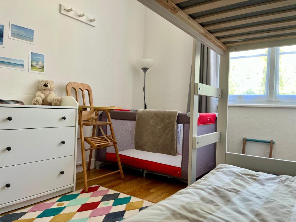 Joli appartement au cœur de Lisieux avec vue sur la Cathédrale photo 3